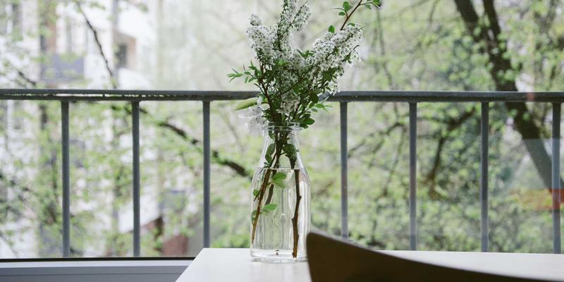 探秘巴马长寿密码：传统手工制作的火麻油与玉米锅巴如何成就健康食品